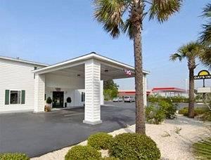 Days Inn By Wyndham Hampton Exterior foto